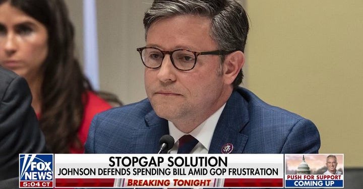 Massie drops colorful analogy opposing foreign aid, mocks Speaker Johnson with AI-generated image