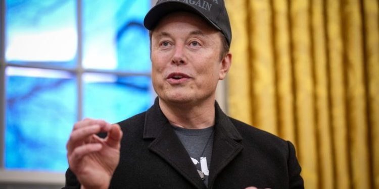 Musk says he’s sending Starlink tech to FAA while asserting, without evidence, that air safety is at risk