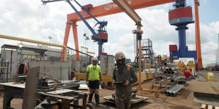 A flagging U.S. industry looks for new life in a Philadelphia shipyard