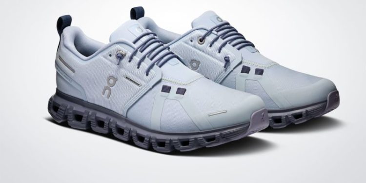 Customers sue sneaker company On over shoes that cause ‘noisy and embarrassing squeak’